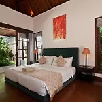 Villa Double N